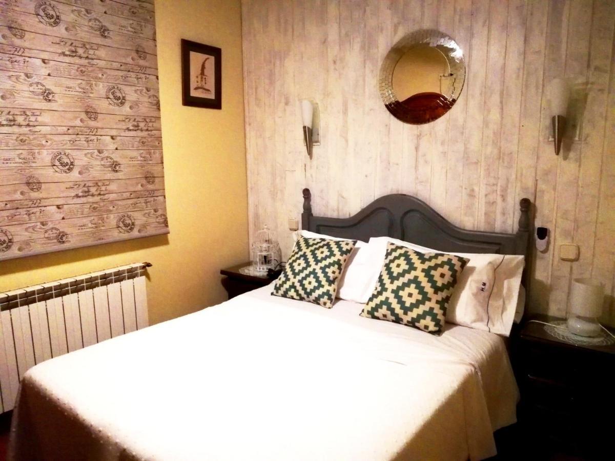 Hostal Martin - Sanabria Ribadelago Exterior photo